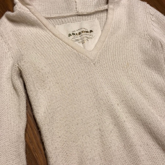 Medium white hooded sweater - Picture 2 of 4
